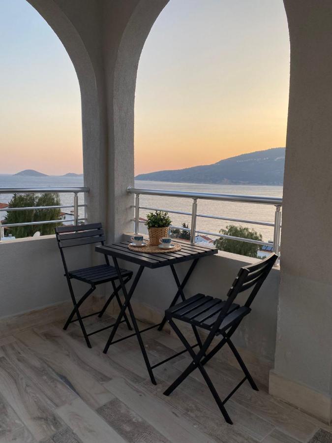 Ferienwohnung Shared Pool Flat Located 3 Min To Beach In Kalkan Exterior foto